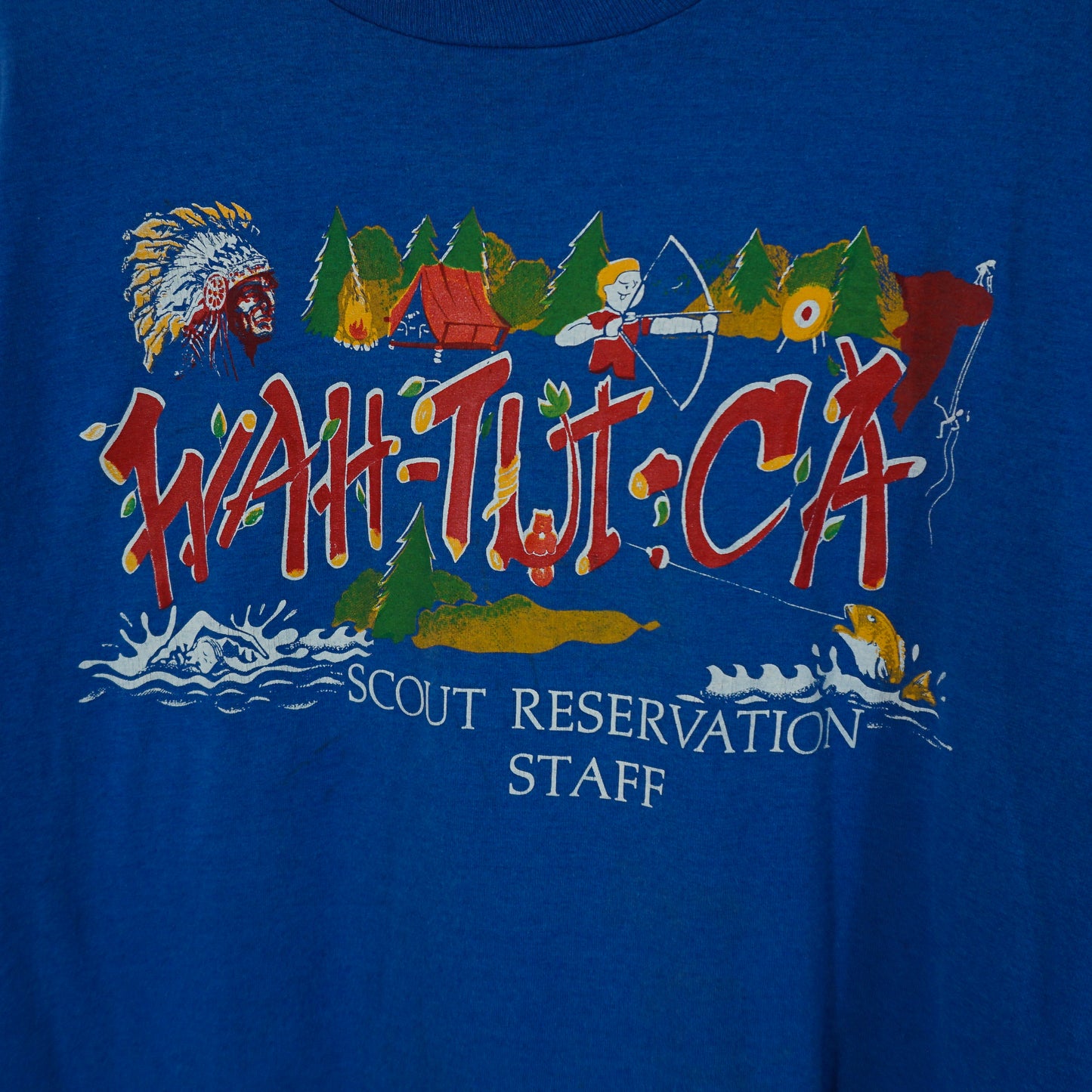 Tee-shirt graphique du personnel de réservation scout des années 90 (M/L)