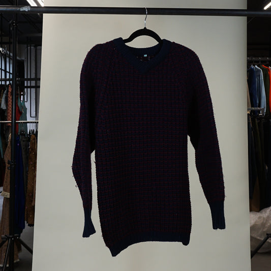 80s/90s Burgandy/Navy Knit V-Neck Sweater (XL)