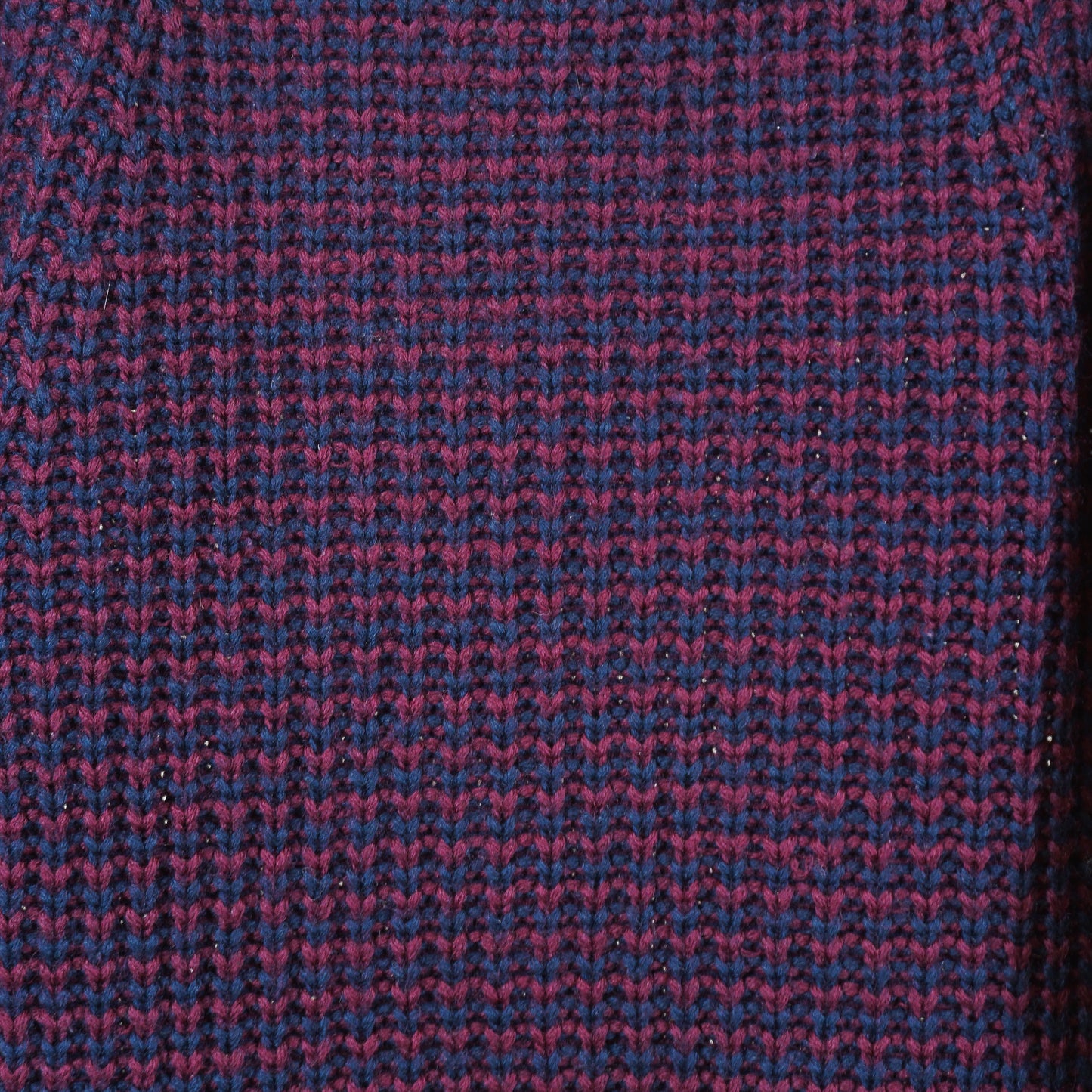 Pull à col en V en tricot bordeaux/marine des années 80/90 (XL)